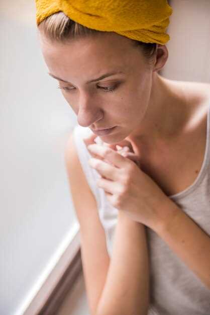 Основные симптомы слезания кожи на руках